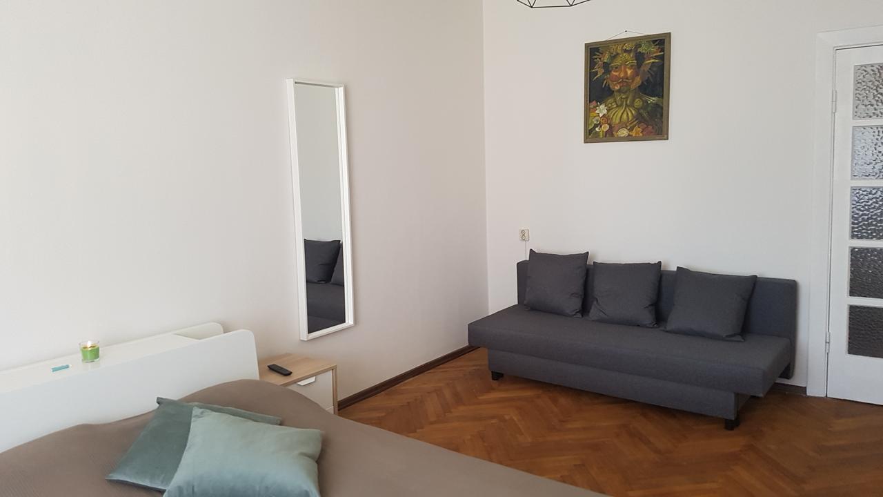 Beatrises Apartamenti Apartment Riga Bagian luar foto